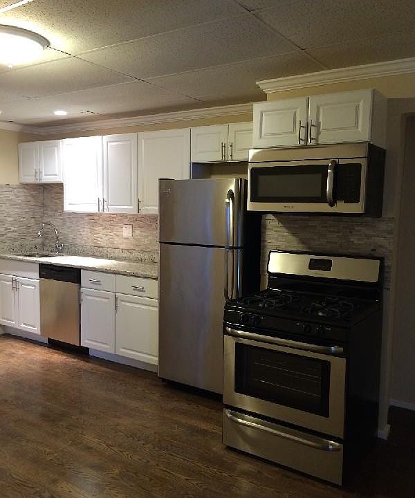 2nd image of 202 Falcon St #1S