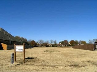 2703 S Shady Ln, Arlington, TX 76001