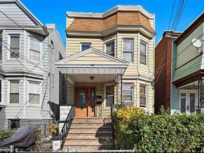 138 Bidwell Ave, Jersey City, NJ, 07305