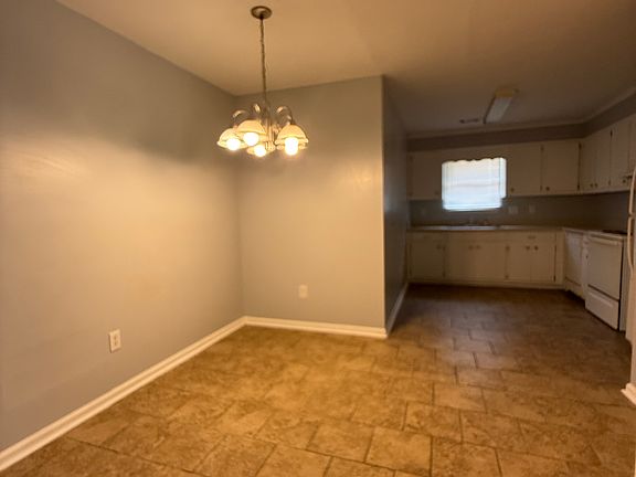 4th image of 3115 Conner Ct