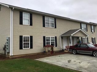 102 Nathan Cir NW APT 1, Calhoun, GA 30701