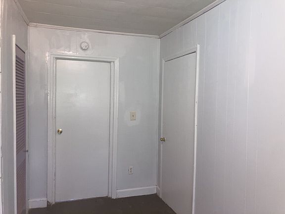 4th image of 1531 Fleming Street Ext