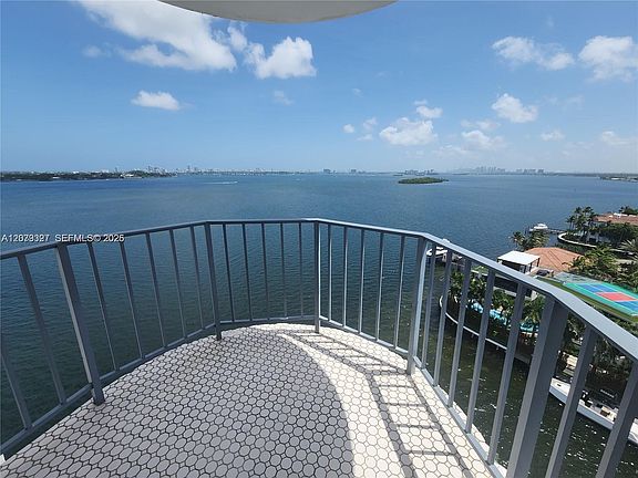 5th image of 11930 N Bayshore Dr APT 1407
