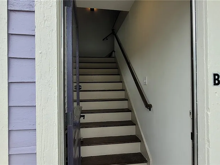 1018 E Gwinnett St #B — Photo 2