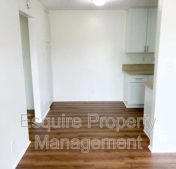 747 S F St #201 — Photo 3