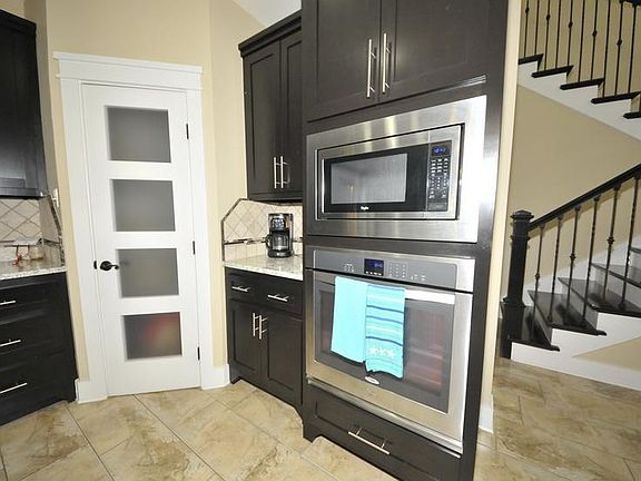 4th image of 15223 Cruiser St