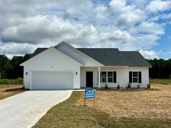 244 Orchard Ln, Parkton, NC 28371