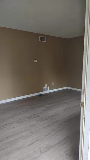 711 W Church St #8 — Photo 12