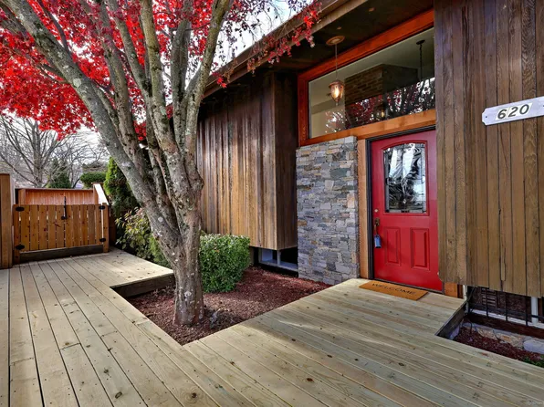 620 Saddle Ridge Road, Orange, CT 06477