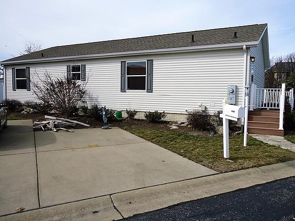 2nd image of 1780 N Merrimac Ave