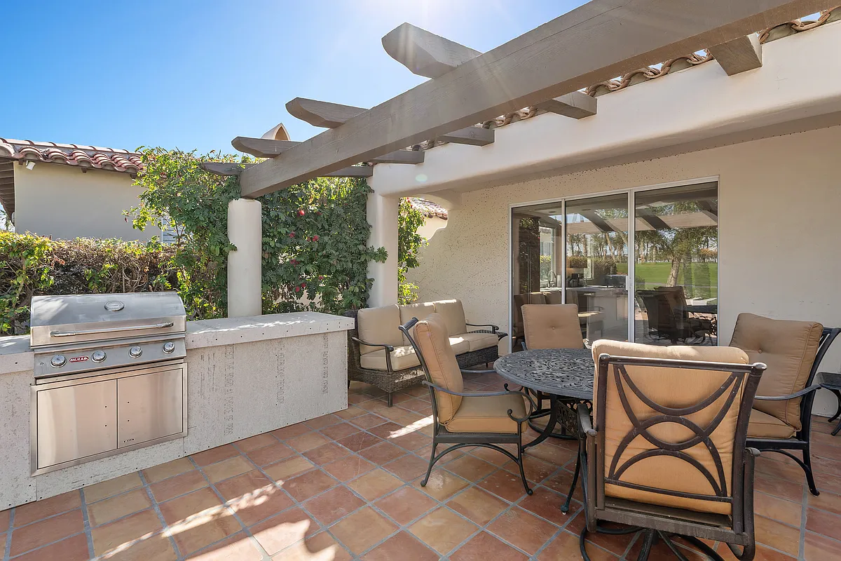 Palms Dr, La Quinta — Photo 4
