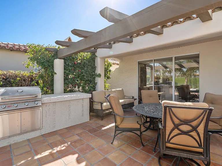 56618 Palms Dr — Photo 13