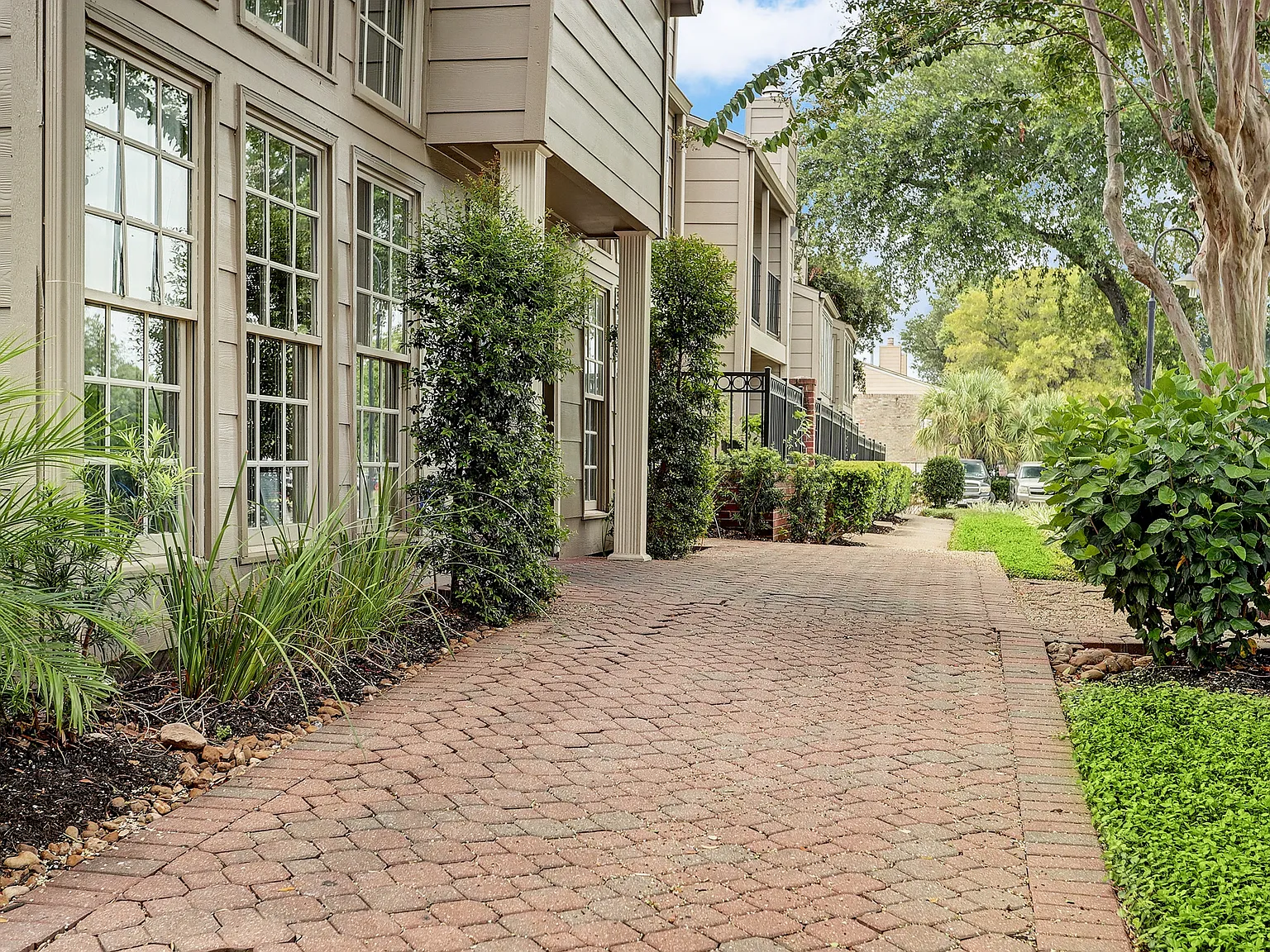 Woodlake Meadows — Photo 1