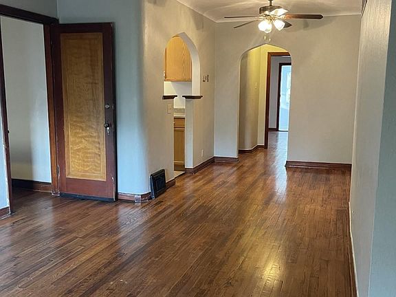 2nd image of 3638 Phillips Pl Floor 1