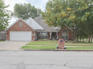 13502 E 89th St N, Owasso, OK 74055