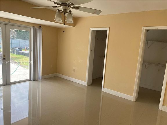 5th image of 2025 SW 84th Ct