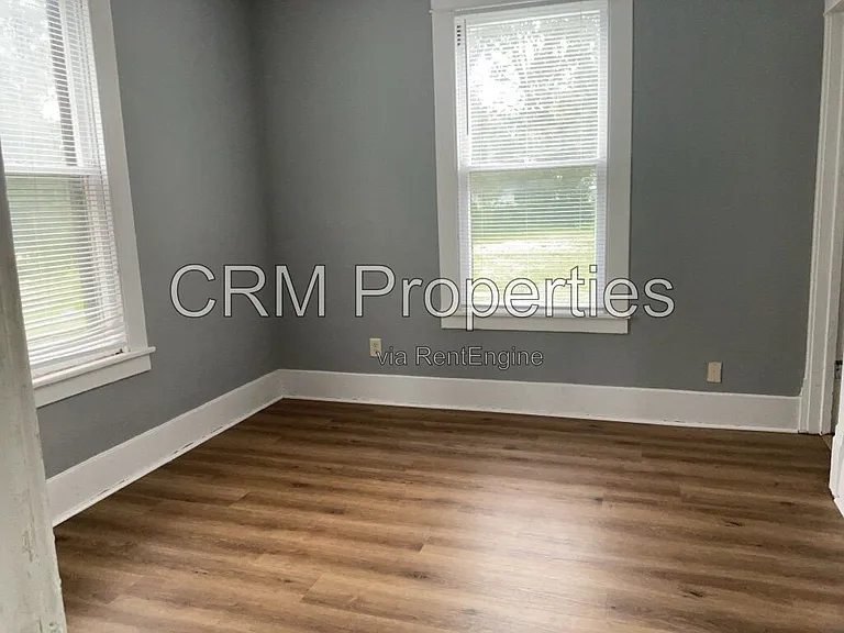 717 E Mulberry St #1 — Photo 13