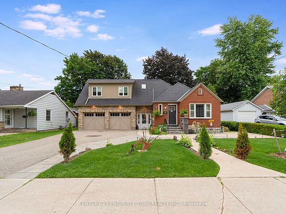 2nd image of 74 John St