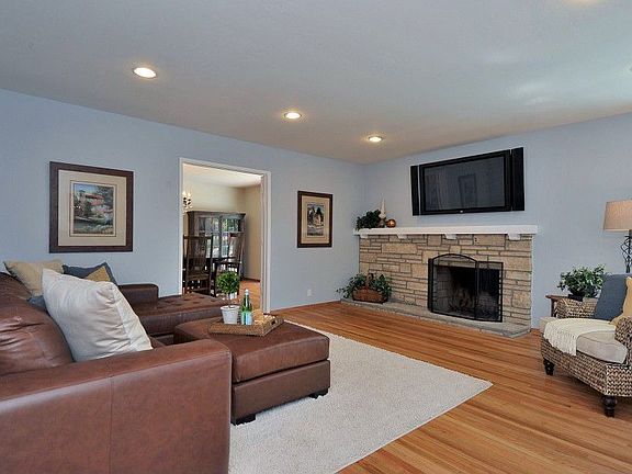 3rd image of 5380 Eileen Dr