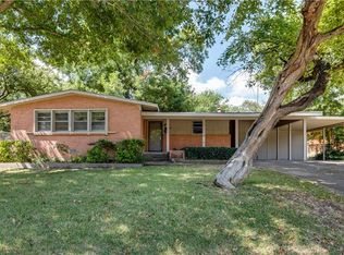 808 Carney Dr, Garland, TX