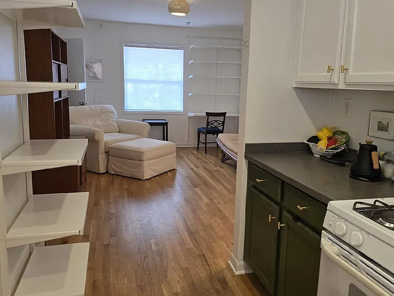 575 Flat Shoals Ave SE #8 — Photo 6