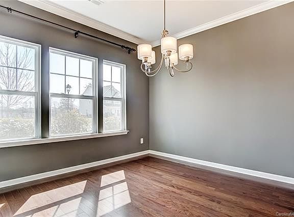 3rd image of 293 Fesperman Cir