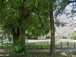 5520 S Emerald Ave, Chicago, IL 60621