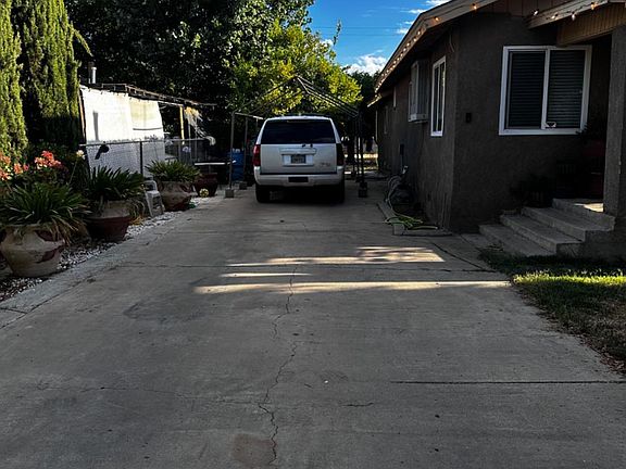 3rd image of 20849 Francis Dr