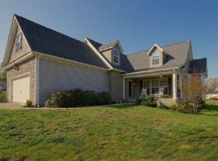 400 Stonebrook Ln, Lenoir City, TN 37772