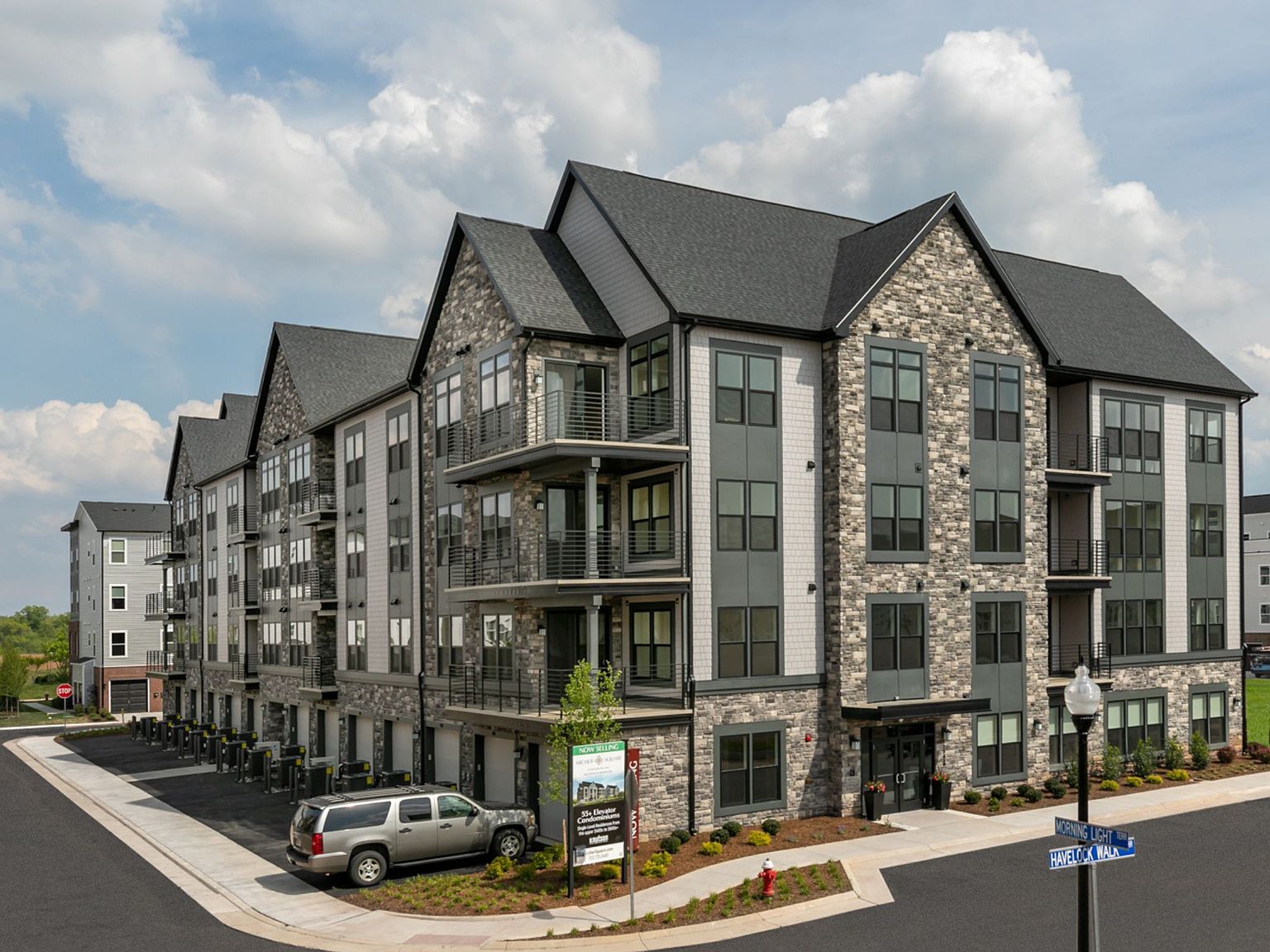 Archer Square Condominiums at Birchwood at Brambleton by Knutson