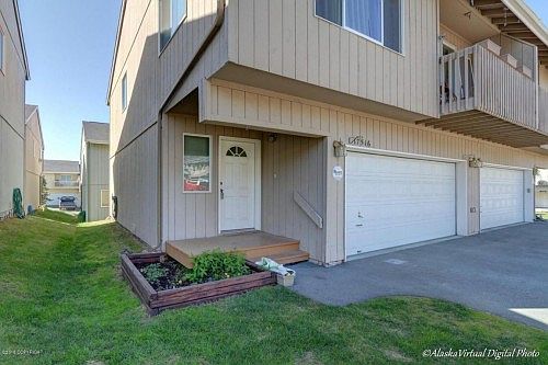 3rd image of 17516 Silverwood Way