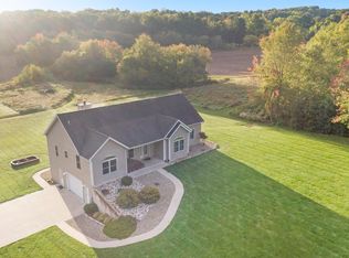 11386 Lindsey Rd, Plainwell, MI 49080