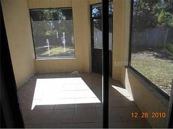 2nd image of 1614 Poe Ave
