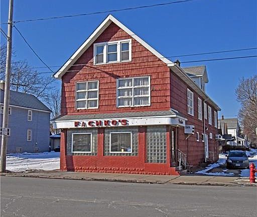 2nd image of 1732 William St
