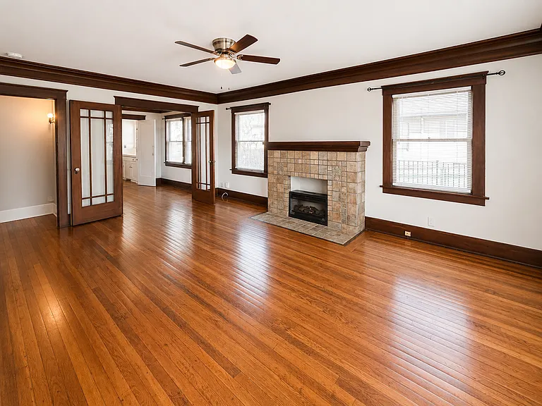 2468 Broadway #2468 — Photo 2