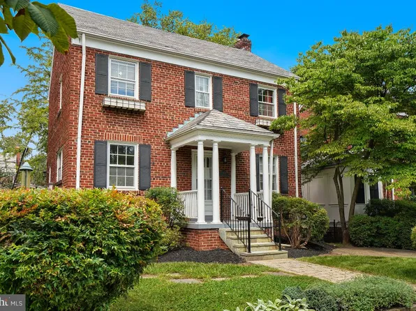 4409 Faraday Pl NW, Washington, DC 20016