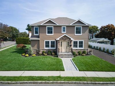 73 Devon Road, Albertson, NY, 11507
