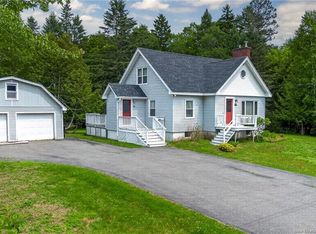 85 Quispamsis Rd, Quispamsis, NB E2E 1P1