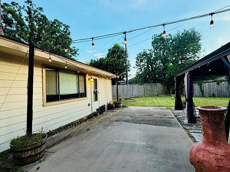 13438 Nevermore Dr — Photo 35