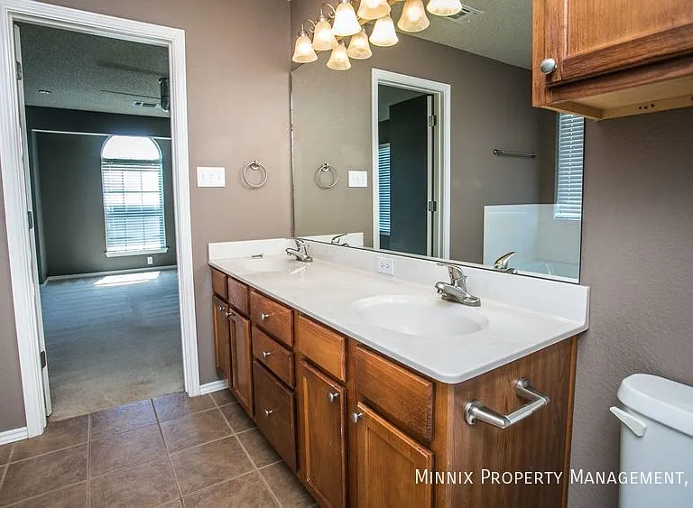 2101 Main St #1 — Photo 47