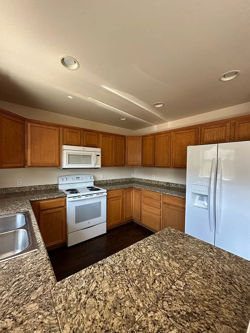 Three Bedroom Two and One Half Bath Duplex with Two Car Garage — Photo 3