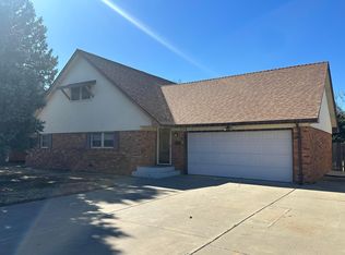 123 Bailey Ave, Dumas, TX 79029