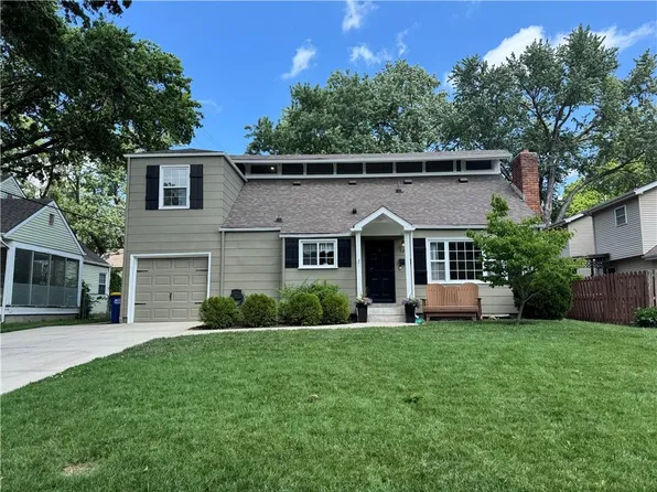 5204 W 50th Ter, Roeland Park, KS 66205
