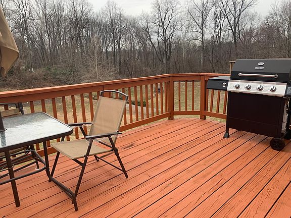 2nd image of 13741 Lambertina Pl