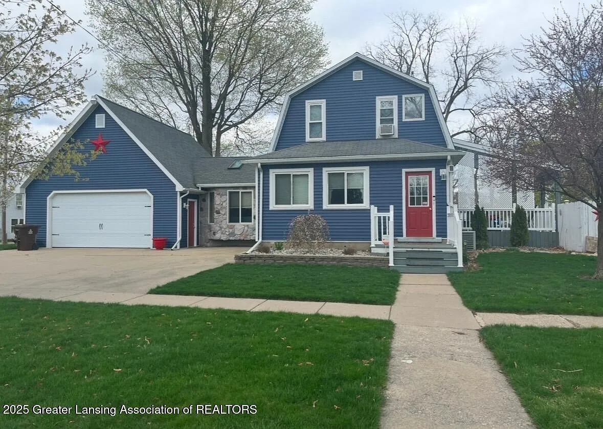 442 W Plain St photo 1