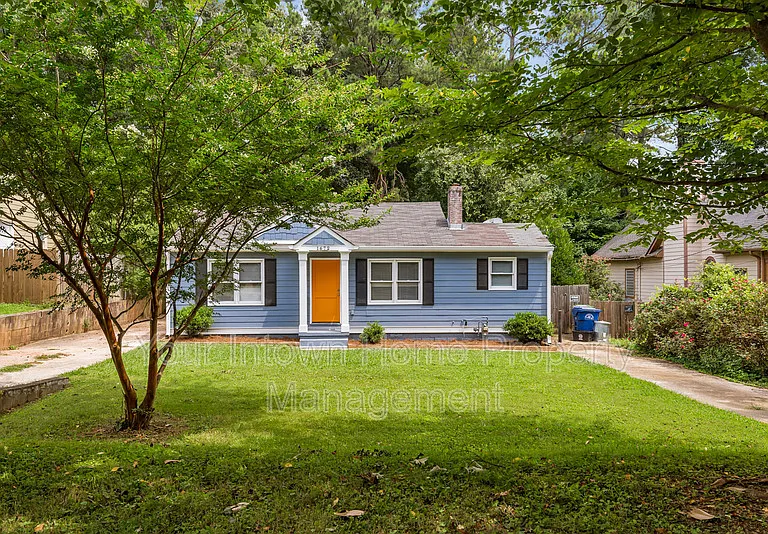 1672 Cecile Ave — Photo 1