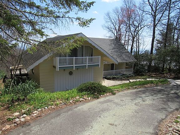 2nd image of 155 Dogwood Trl