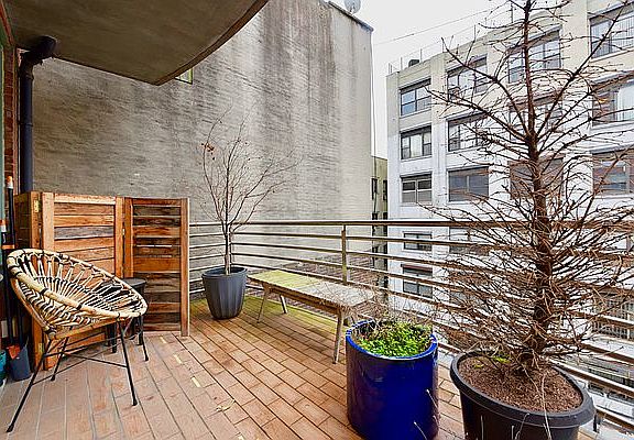 5th image of 87 Elizabeth St APT 5B