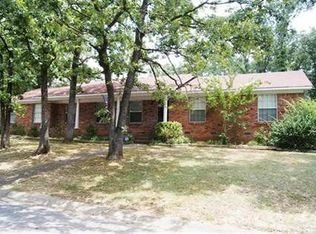 11 Kingspark Rd, Little Rock, AR 72227