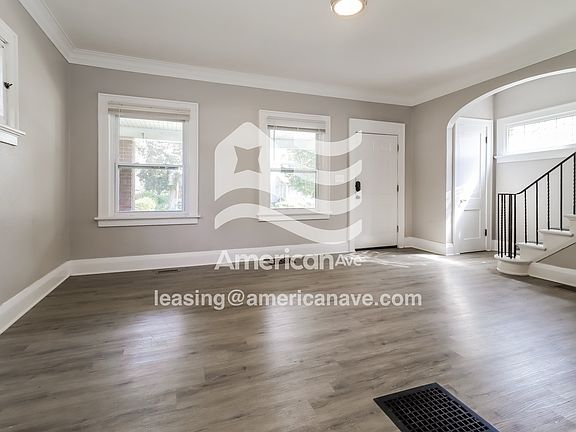 635264_001_living_room_2.jpg